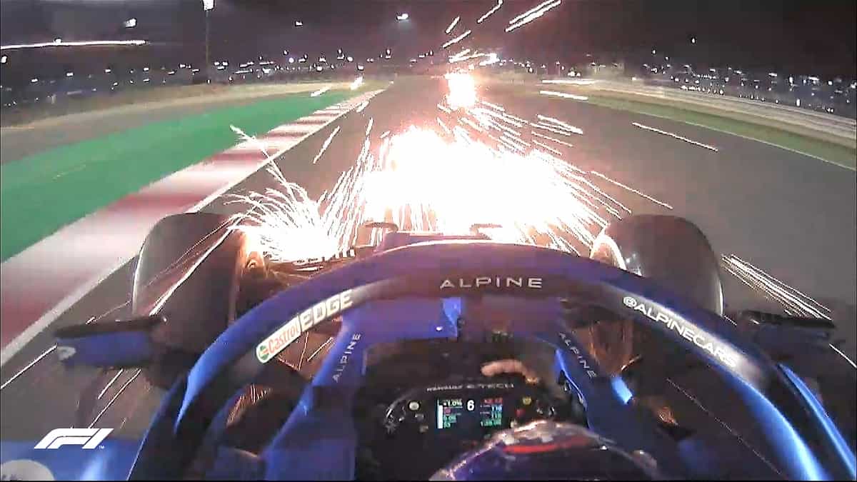Hamilton câştigă Marele Premiu inaugural al Qatarului în faţa lui Verstappen, în timp ce Alonso urcă pe primul podium din revenirea sa în F1