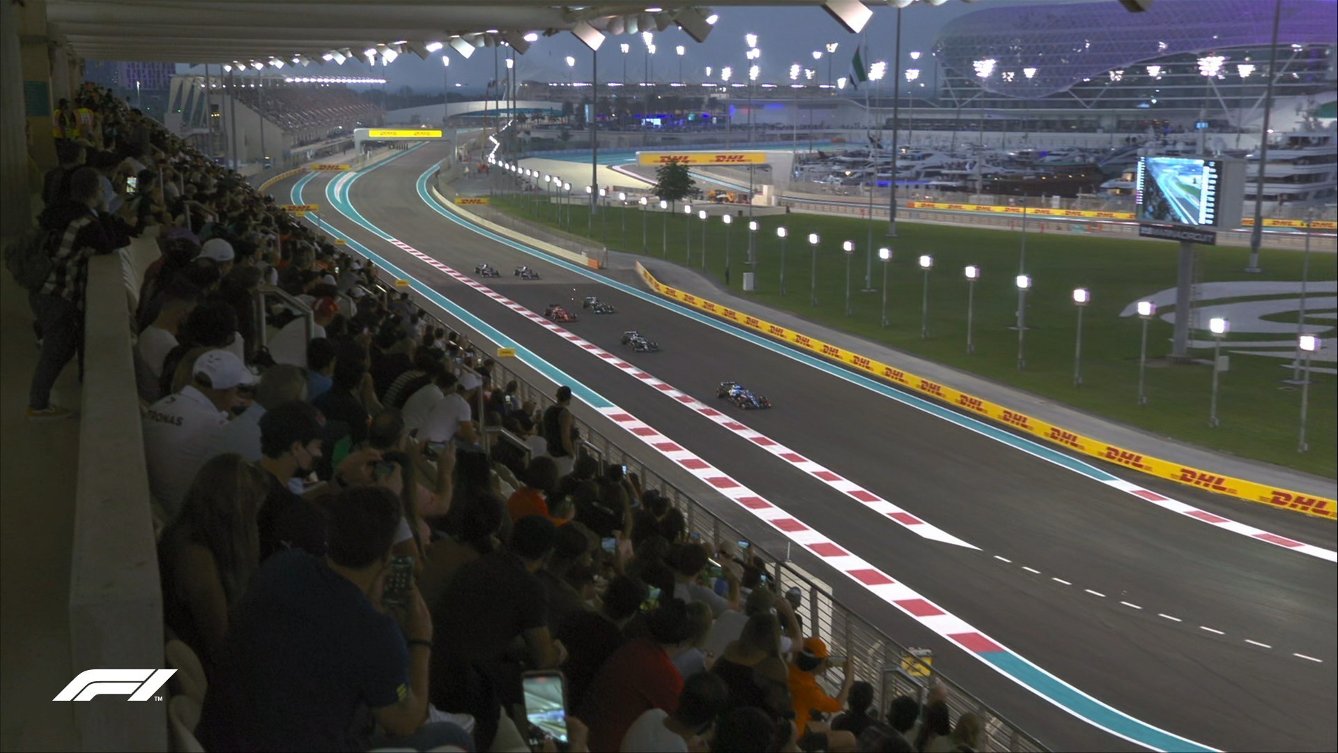Verstappen îi smulge pole-ul lui Hamilton în calificările palpitante pentru Marele Premiu din Abu Dhabi