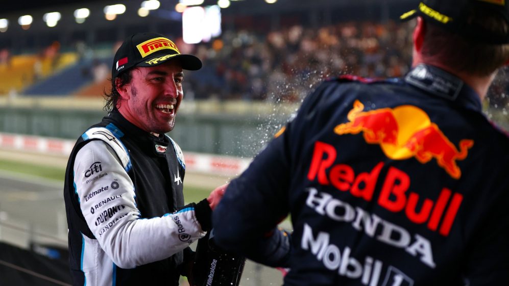 Verstappen sau Hamilton? Piloții de F1 își spun părerea despre cine va câștiga Campionatul Mondial din 2021