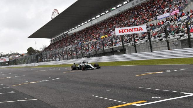 Calificări: Hamilton P1, ploaie la Suzuka, Vettel P9.