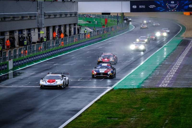 FIA Motorsport Games GT Cup - Japonia câștigă a doua cursă de calificare, nebunie și mai mare decât ieri