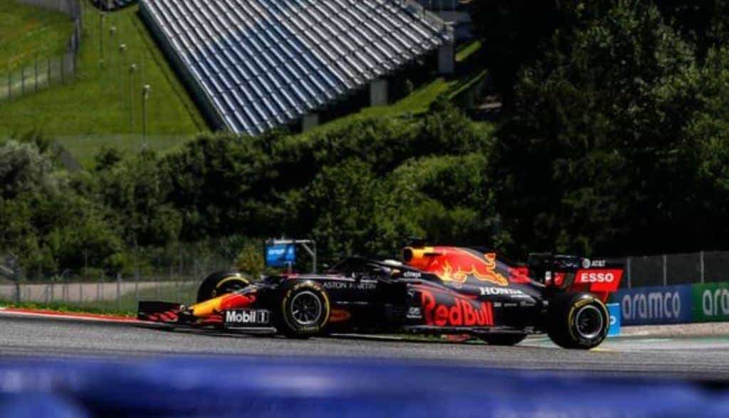 F1 Austria - Bottas câștigă în debutul sezonului după o cursă incendiară