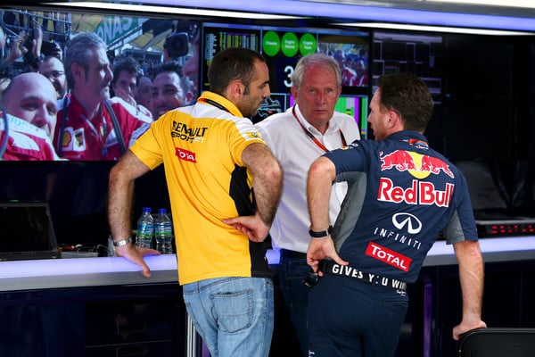 Cei de la Renault sunt pregătiți să lase divergențele în urmă și să ajute echipa Red Bull