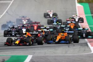 Verstappen, Bottas şi Norris pe podium la Marele Premiu al Austriei