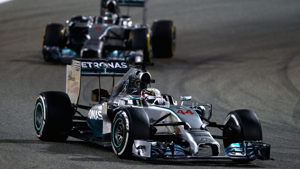 Hamilton și Bottas salută o „realizare uriașă”, deoarece Mercedes a obținut al optulea Titlu consecutiv al Constructorilor