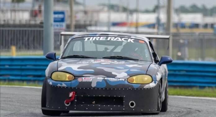Ștefan Unchiașu și AVG Motorsport câștigă din nou la Sebring.